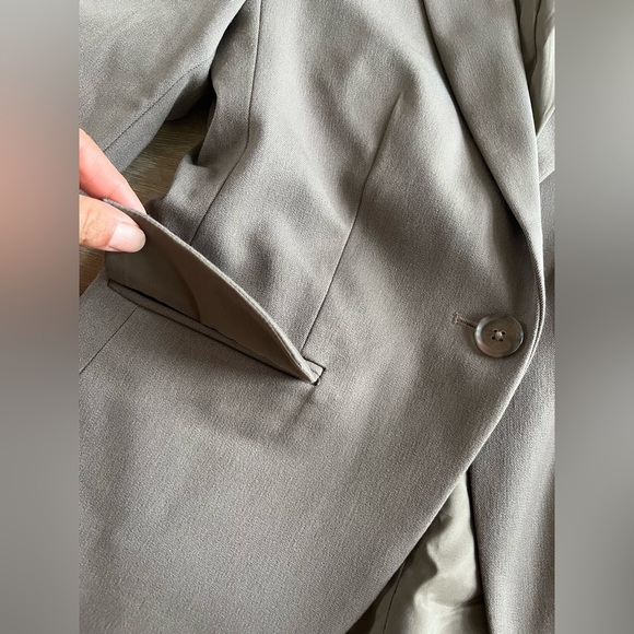 Express Women’s Tan Blazer SZ 0 - Picture 4 of 10